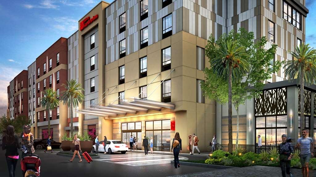 Hilton Garden Inn San Jose Airport Exterior photo